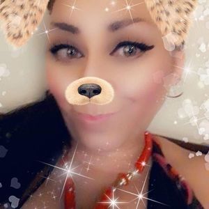 Meet your Posher, Yvette